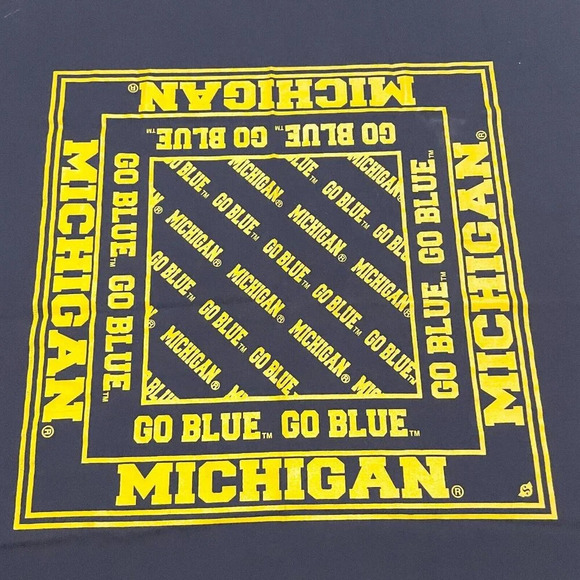 University of Michigan Wolverines Go Blue Bandana - Picture 3 of 14